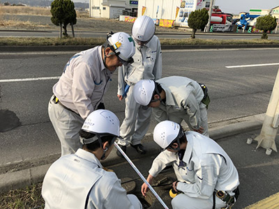 企業理念や目標、就業規則、現場研修など、２日間の新入社員研修を行いました。